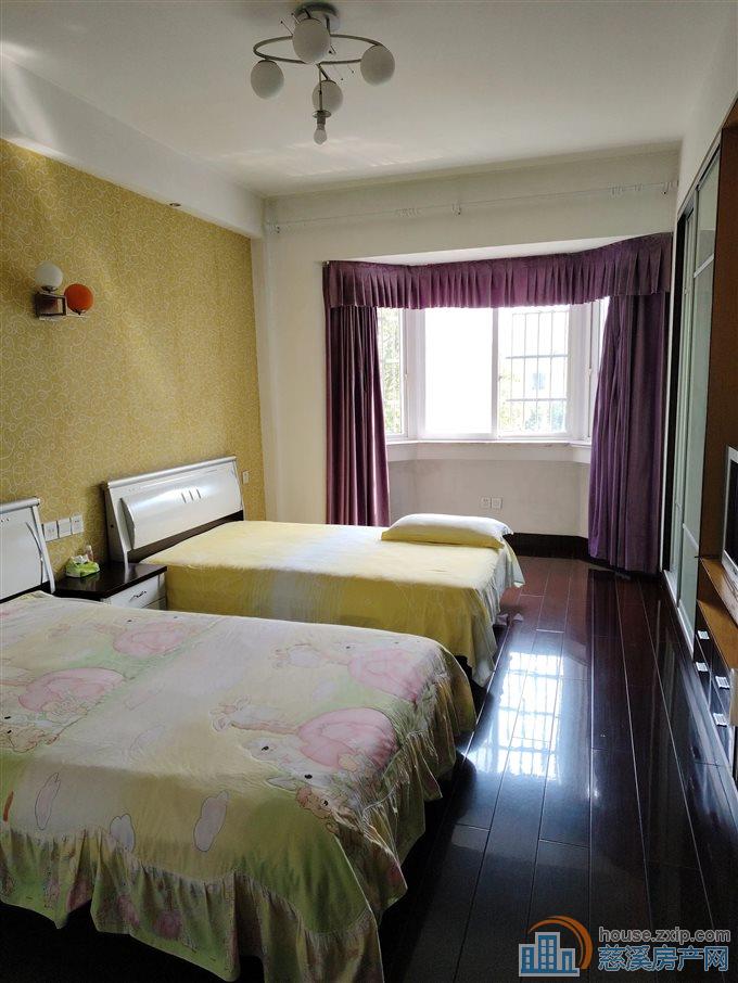 大通花园二期 197平218万朝南大车库