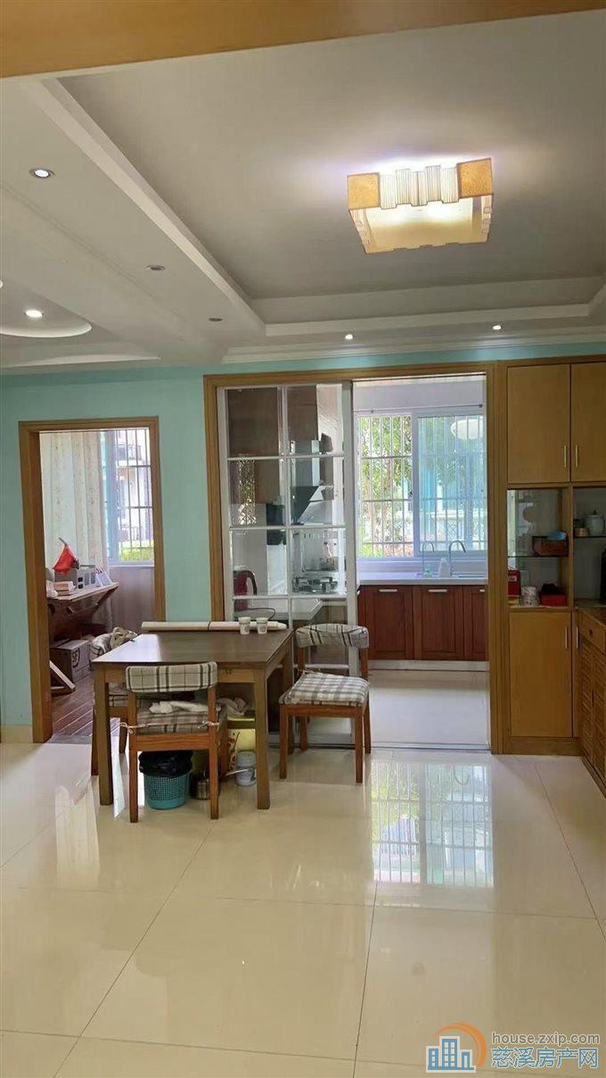 东兴苑91平精装带车位架空层中央空调