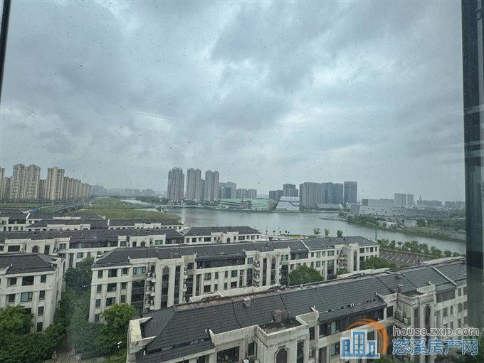 中海湖心半岛 精装修 湖景房 拎包入住