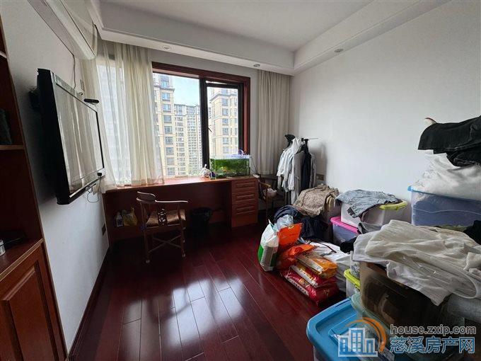 相士地南苑  吾悦商圈 精装修 带车位