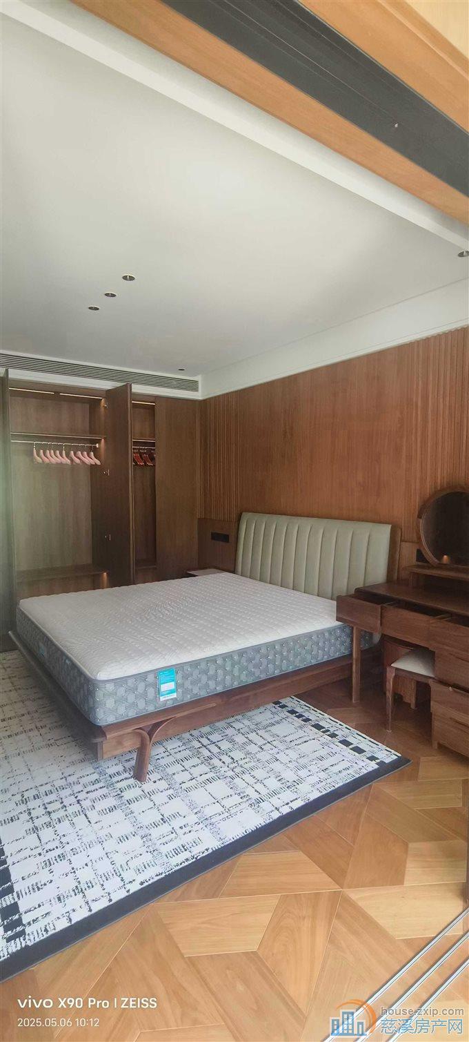 卓越湖樾云著下叠豪华装修全新未入住直接房