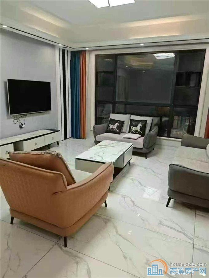 阳光城126平方现代精装修188万