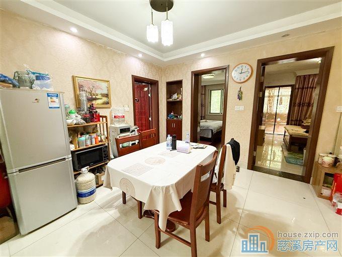 金山南区 74平 79.8万精装好楼层