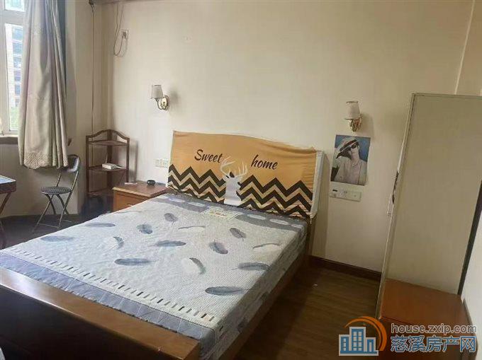 剑兰苑浙师大顶楼46平老装30万