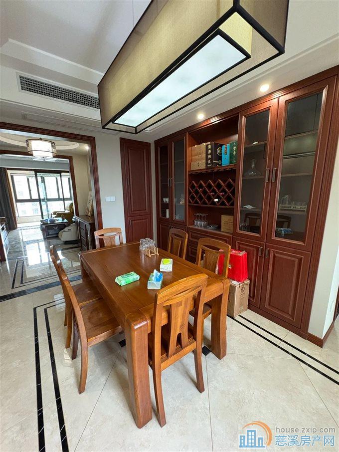 祥生祥园 精装152平205万 黄金楼层