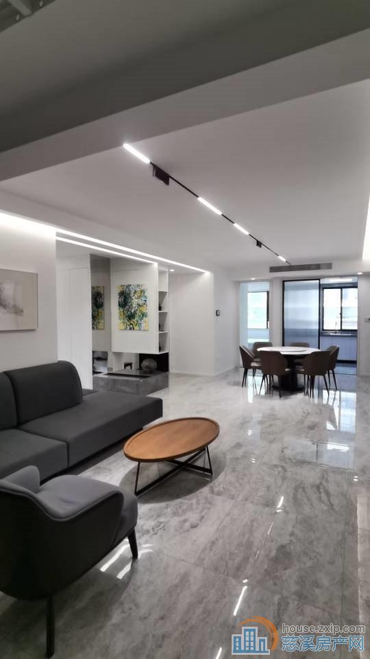 锦尚府：景观楼层128平，带产车位