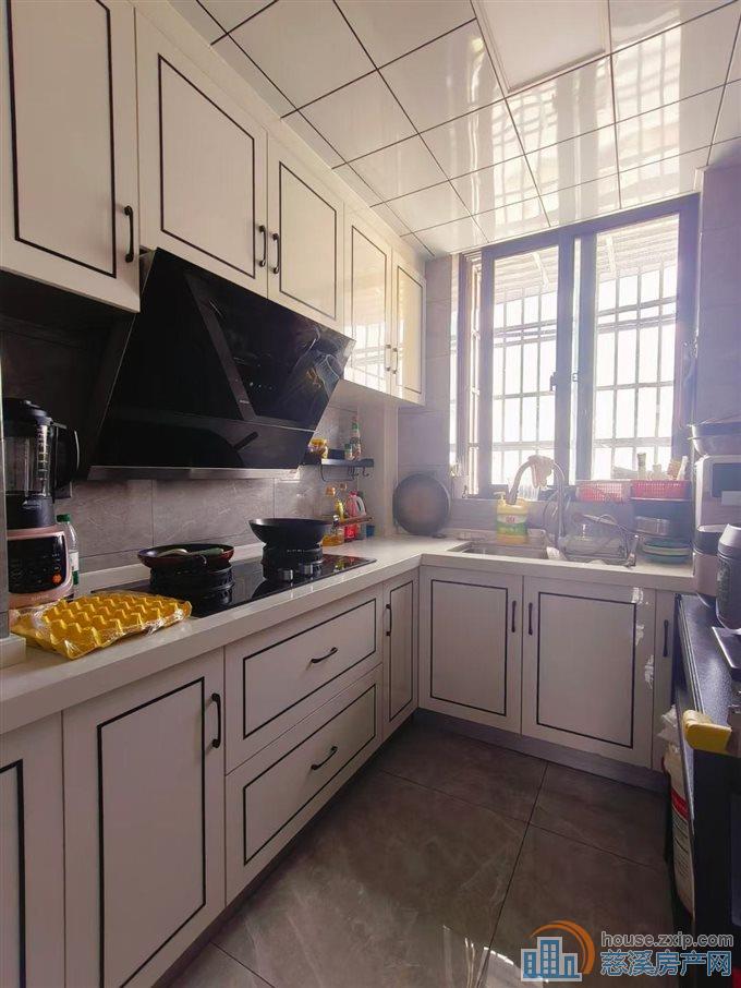 捡漏:鸣北小区南区 黄金楼层 精装全送