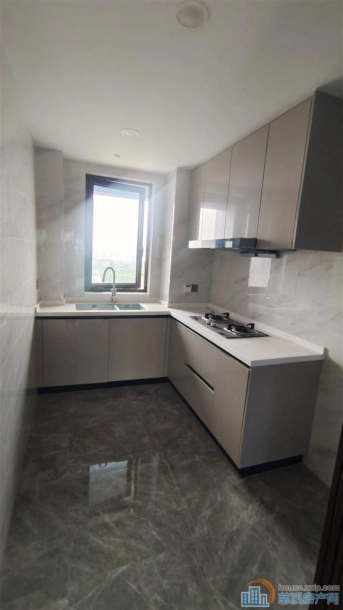 江山云望 精装 文锦书包房