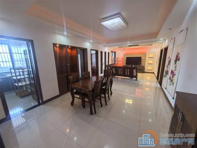 捡漏价丽都苑136平精装121万