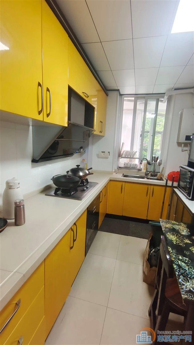 缔景湾136平精装带大露台198万