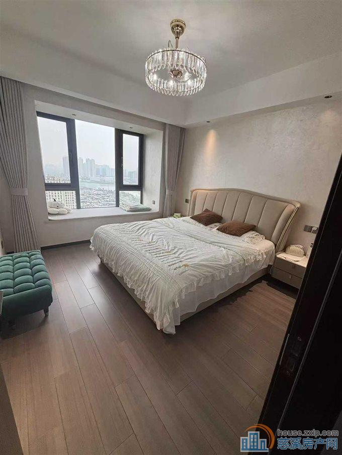 明月湖湖樾云著