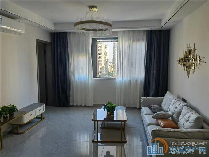 江岸臻园124平精装3室2厅拎包入住