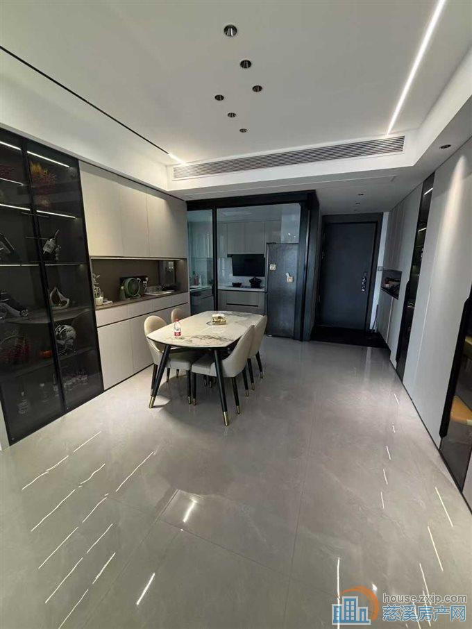 明月湖湖樾云著