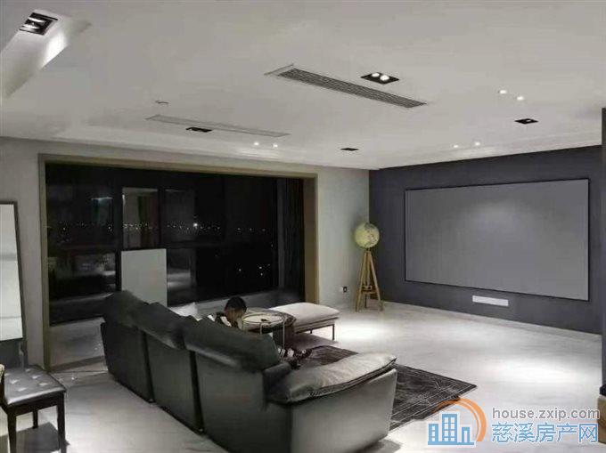 伊顿花苑黄金楼层，207平228万豪装