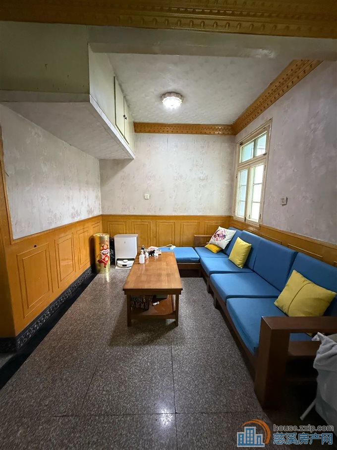 城东新村73平115万上林书包