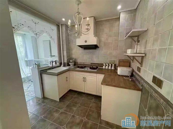 江南大院法式精装修三室两厅两卫拎包入住