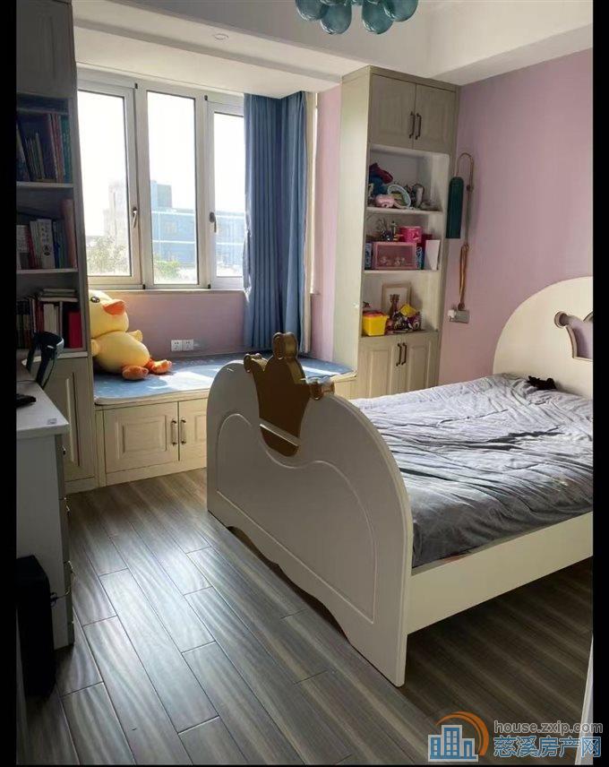 玲珑小区（实验小学XQ）多层2楼➕车库