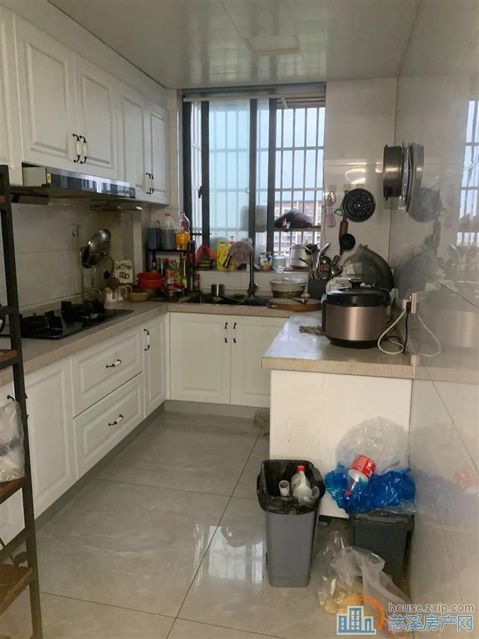 急卖 鸣北小区 精装大平层 低总价