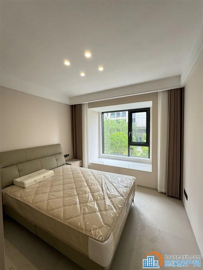 上东辰府奶油轻奢风家电家具全送复式钥匙在