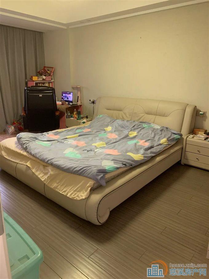 鸣北小区 精装 黄金楼层 带车位