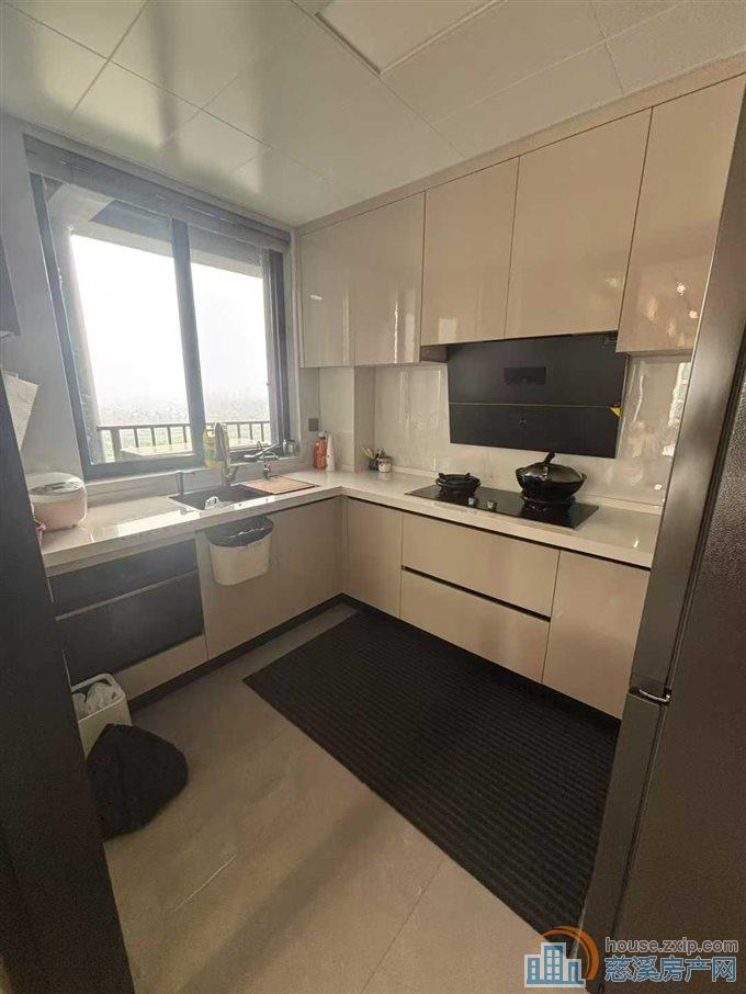 明月湖湖樾云著