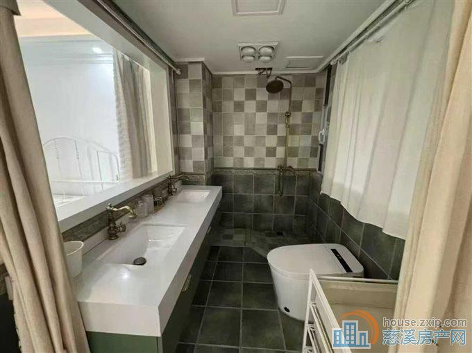 江南大院法式精装修三室两厅两卫拎包入住