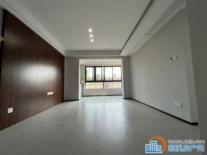 誉林府 96平全新精装未入住205万上林