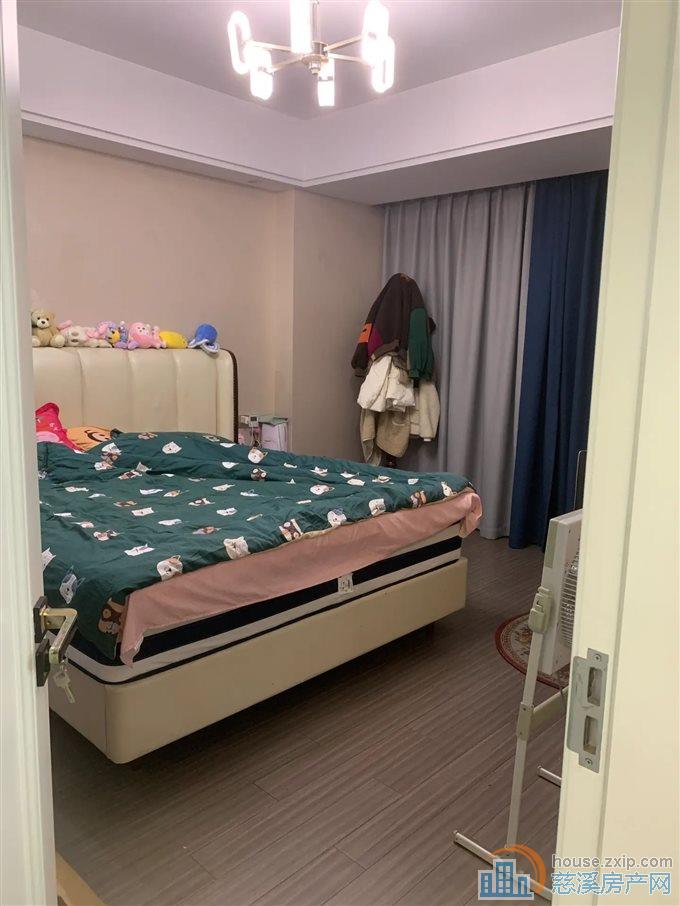 鸣北小区 精装 黄金楼层 带车位