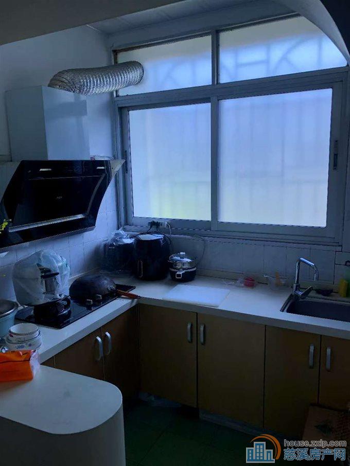 城东新村多套92万113万精装位置好