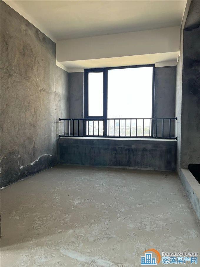 新城河 盛泰嘉苑 毛坯145平方198万