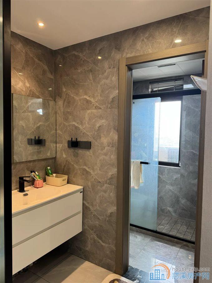 元亨雅园144精装自住房 黄金楼层送车位