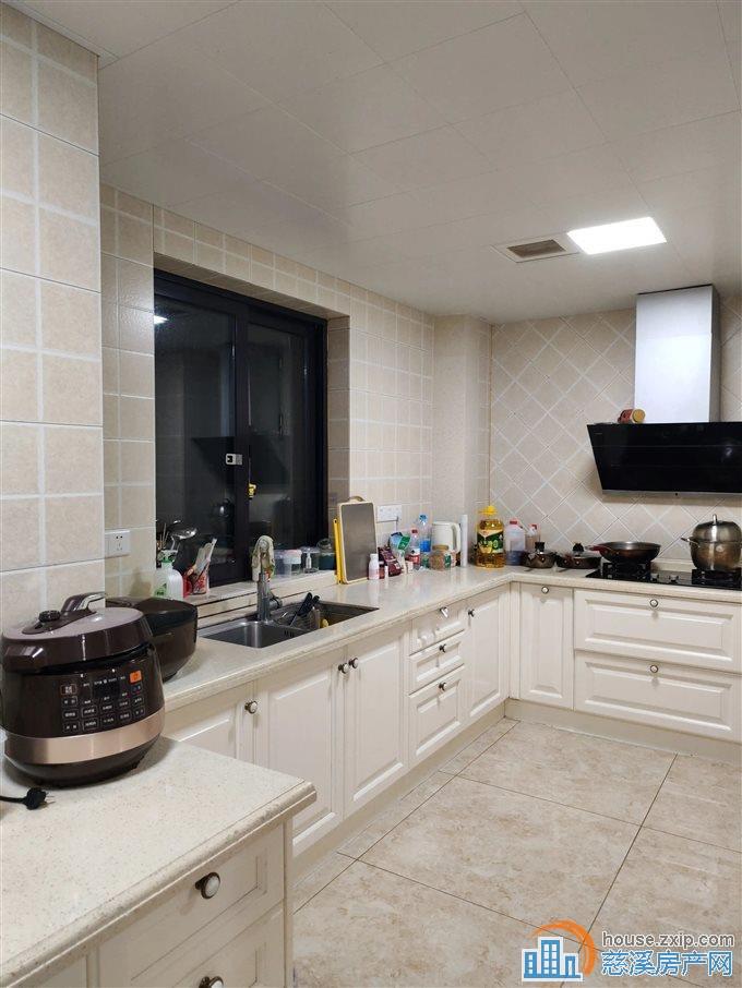 金仕华庭 精装四室 文锦书院 满五唯一