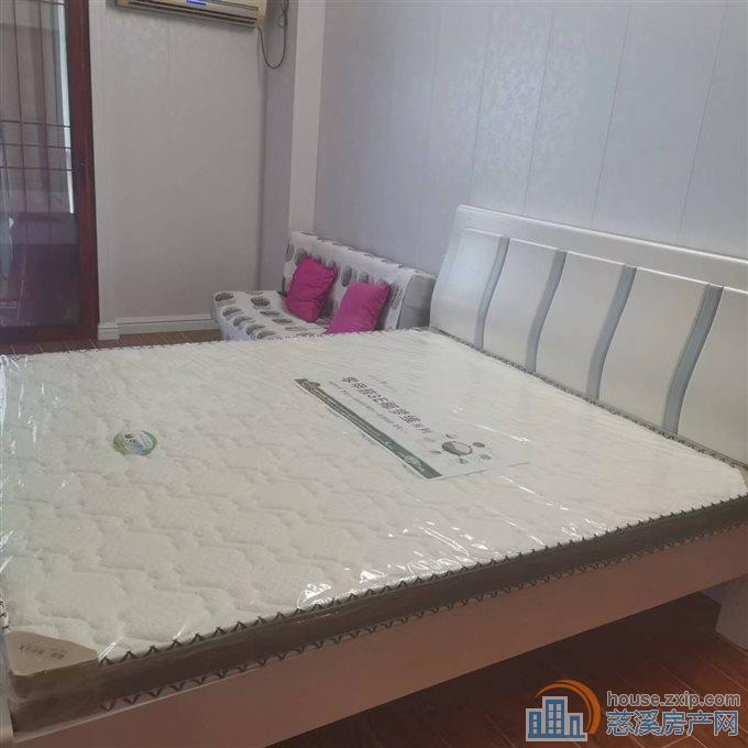 新都汇朝南48平自住精装修35万直接