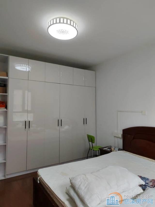 橡树湾128平205万简装黄金楼层