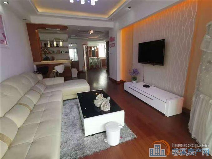 玲珑小区两室2500精装修直接房源钥匙在