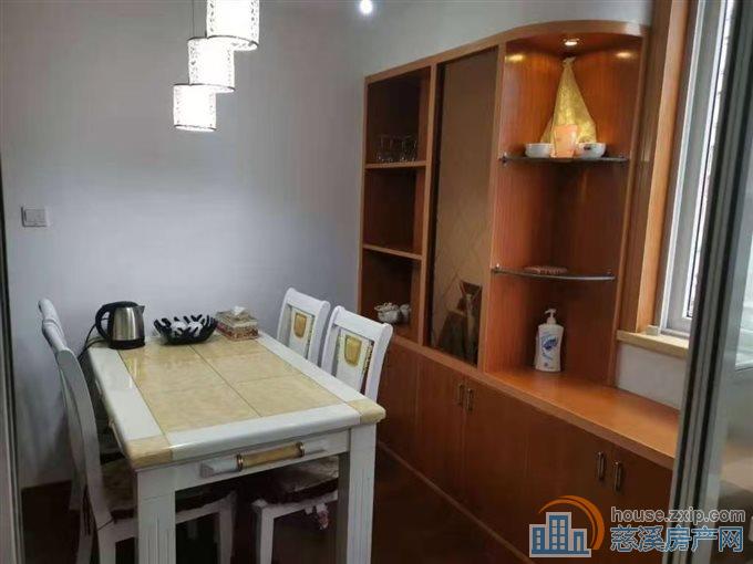 玲珑小区两室2500精装修直接房源钥匙在