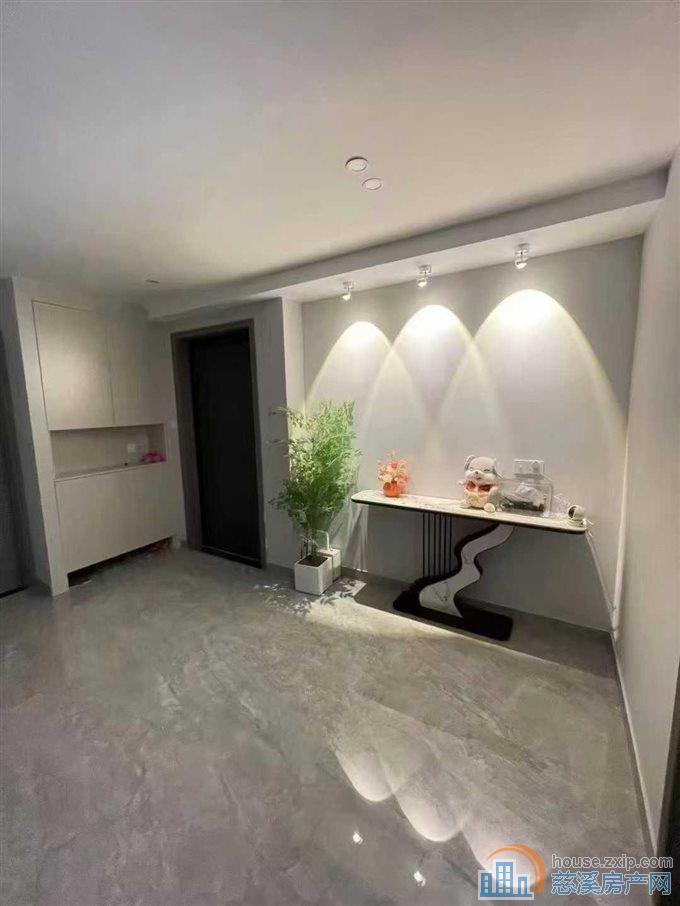 保利银杏小镇底复带车位可读书