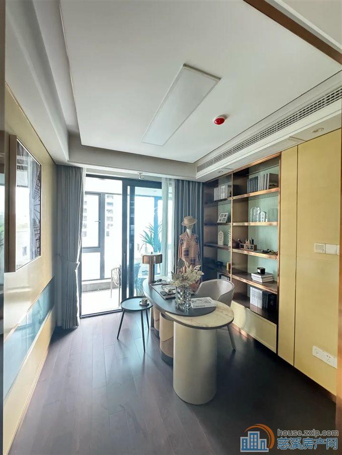 万固臻悦府 精装140平方265万包税