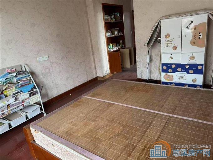 急急急出星光家园期4楼，122平108万