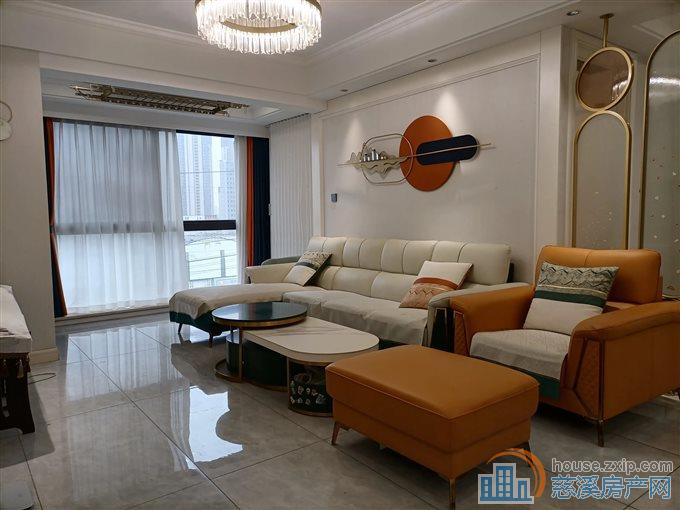 泊江府精装满五唯一280万