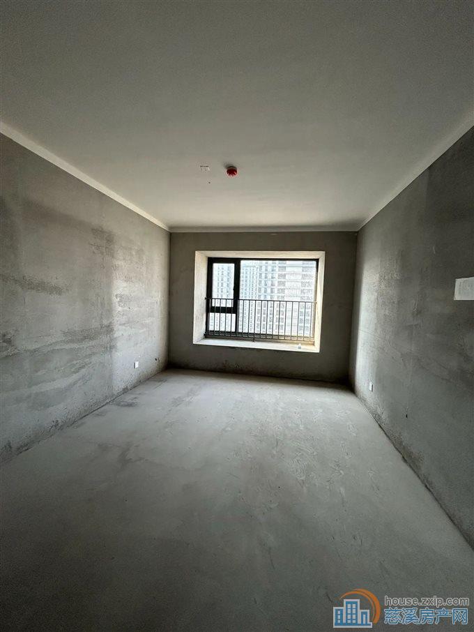 悦未来 117平 183.8万