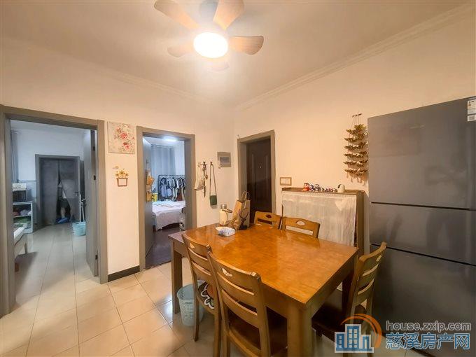 城东新村69平118.8万上林书包