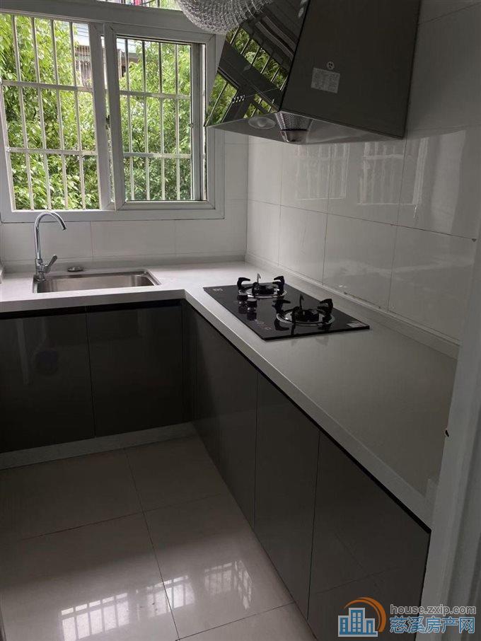 城东新村2楼57平边套精装新可读书