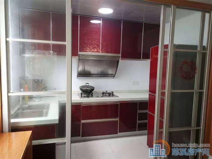 玲珑小区两室2500精装修直接房源钥匙在