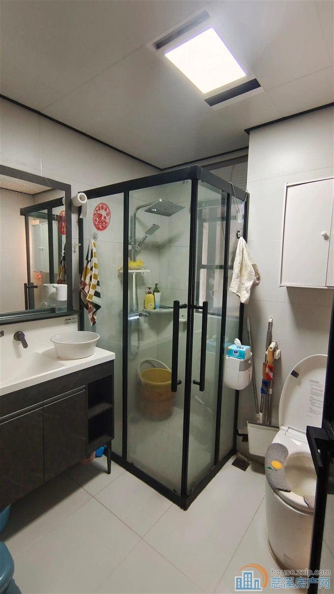 品尚居 精装修 带100平院子