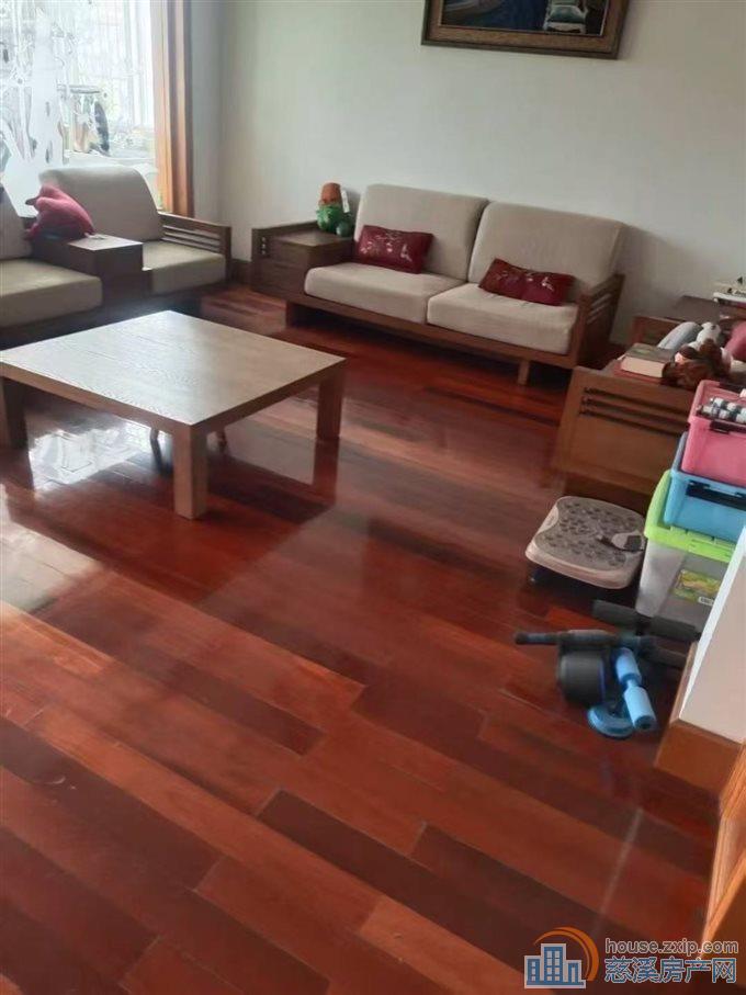 特价孙塘新村4楼188平5间朝南带车库