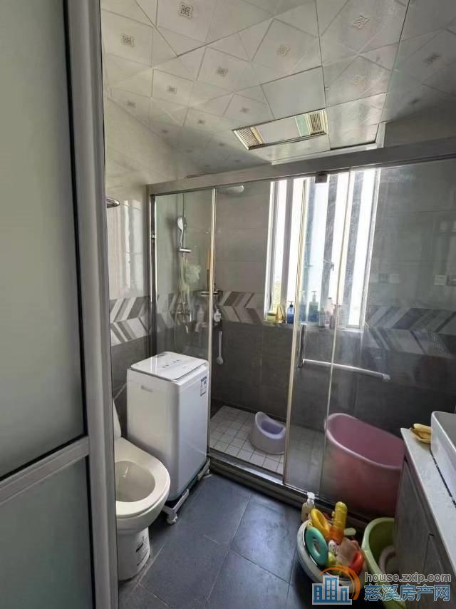 星光家园二期电梯洋房85平精装93.8万