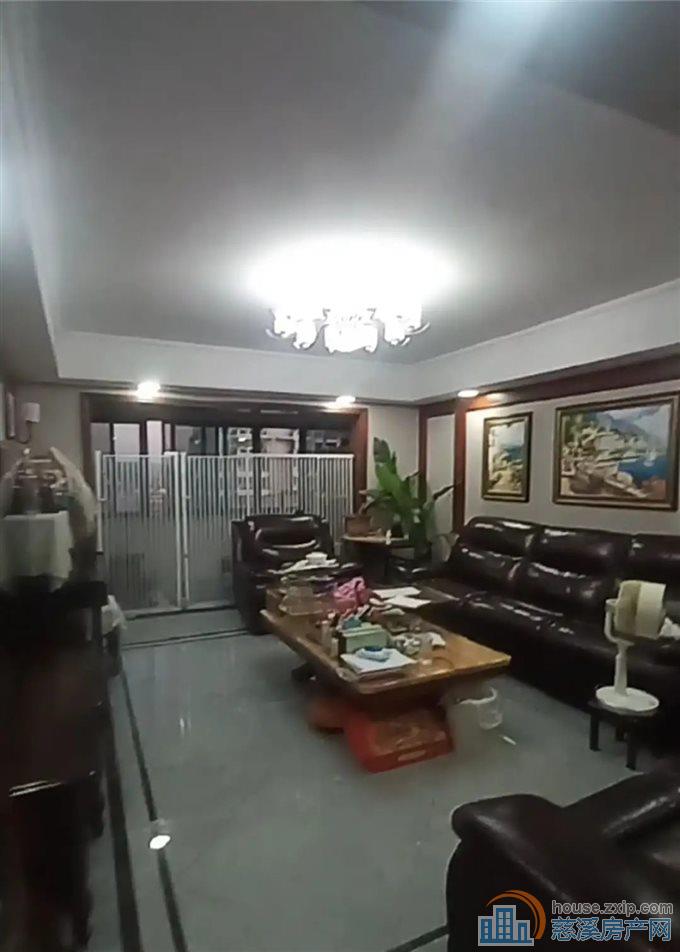 时代华都220平255万豪装送车位阳光房