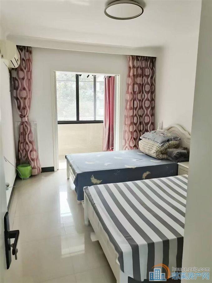 中心上林可读城东新村1楼3室精装