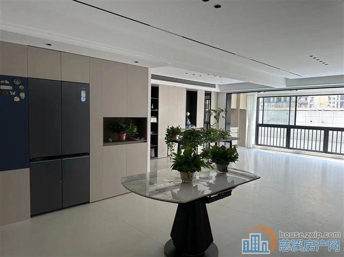 江樾潮启洋房 288万 豪装 送车位